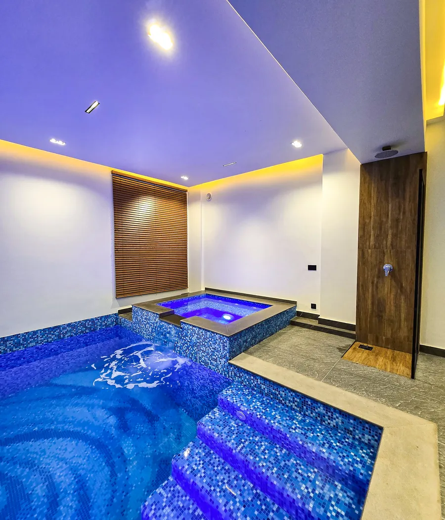 Jacuzzi