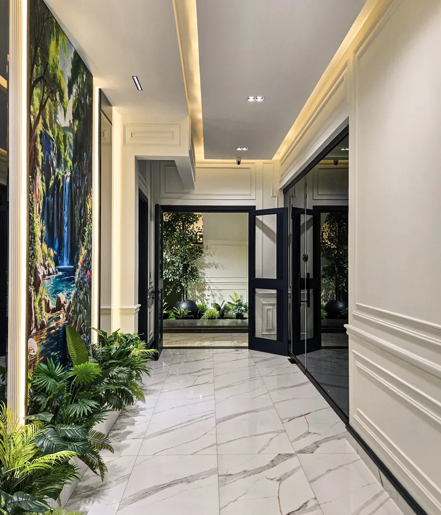 Exquisite Lobbies