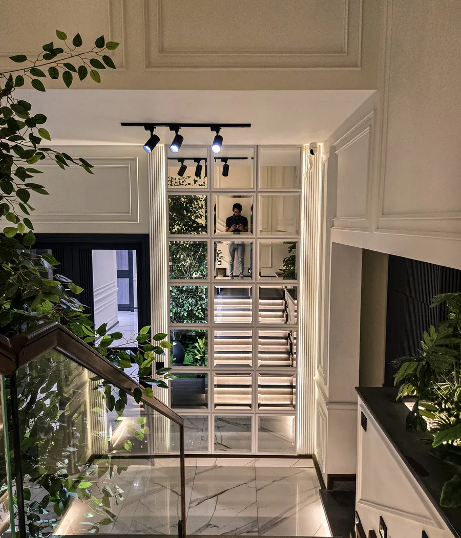 Exquisite Lobbies