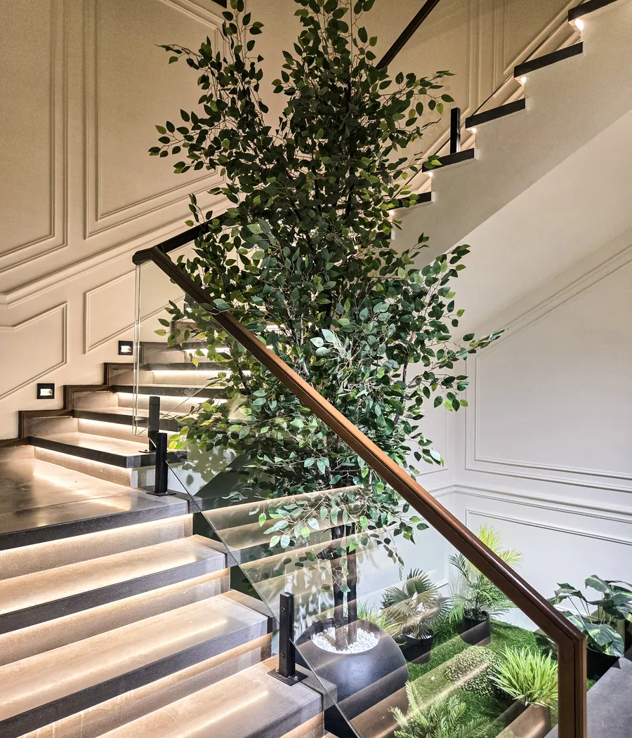 Exquisite Lobbies